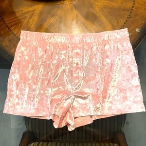 NWT PINK Velvety Shorts, Light Pink, Medium